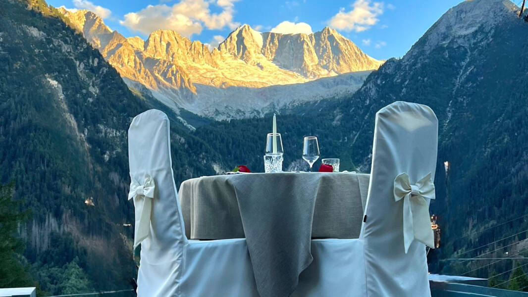 Cena a bordo Piscina